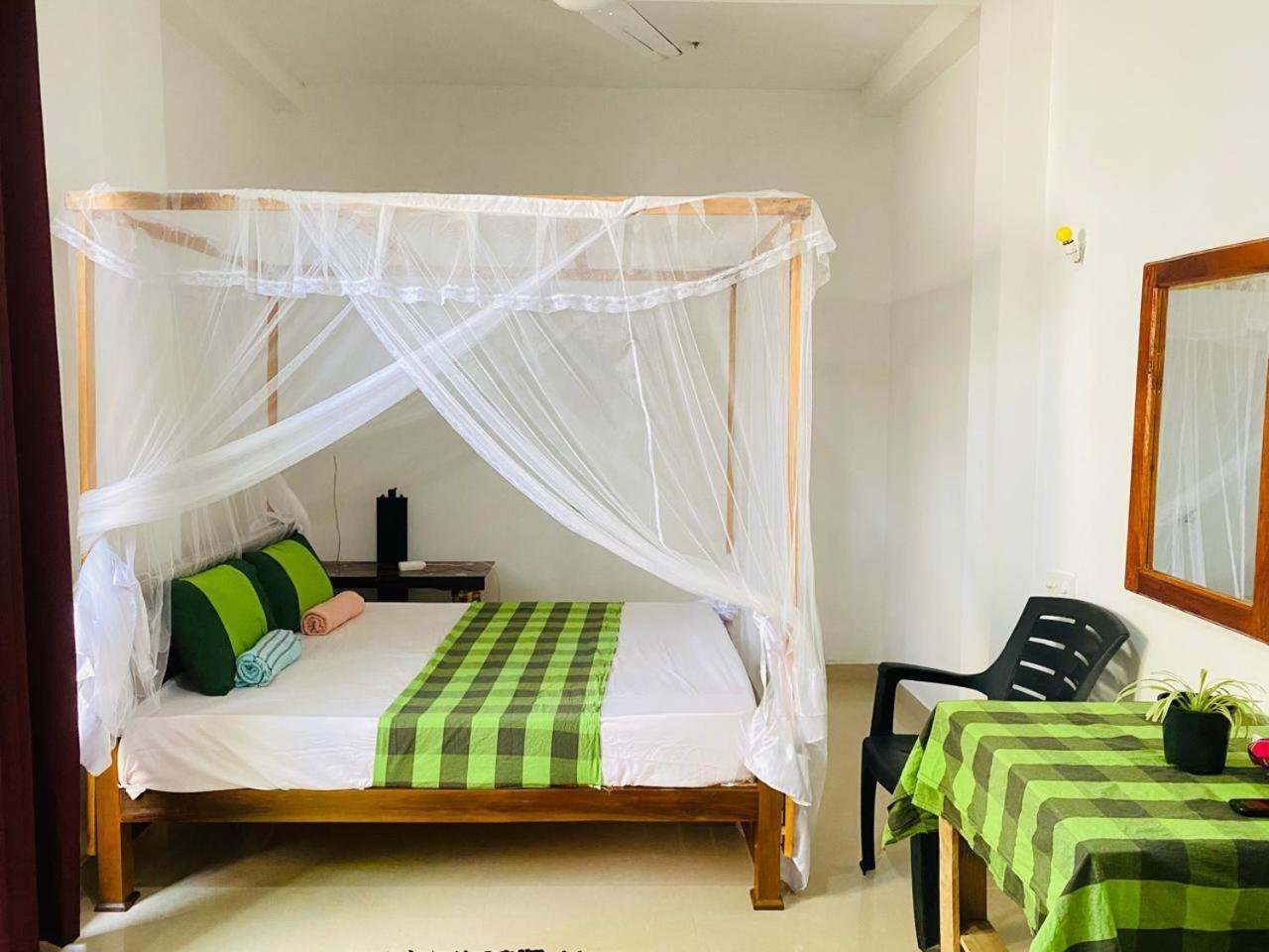 Pradeep Guest House Mirissa Dış mekan fotoğraf