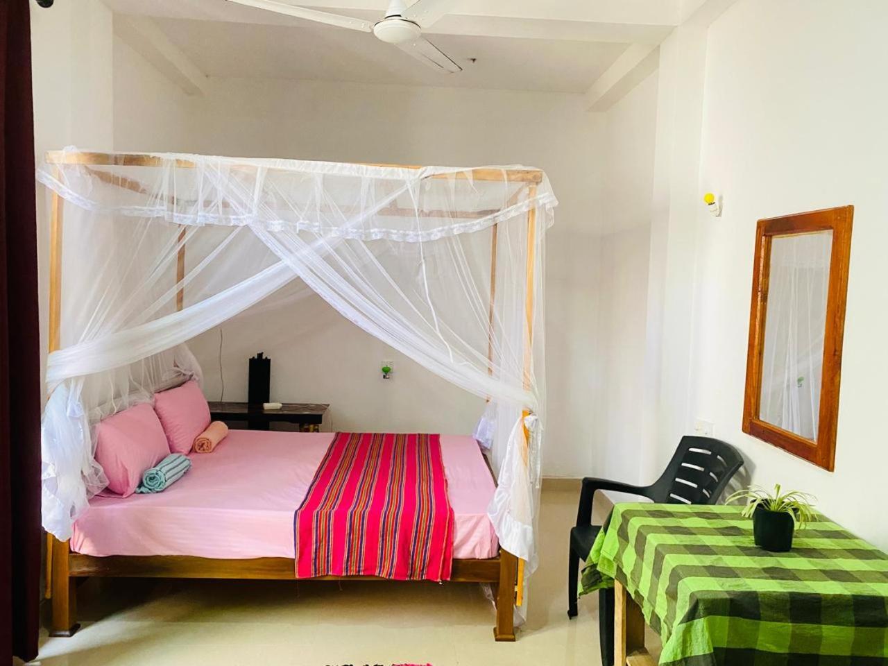 Pradeep Guest House Mirissa Dış mekan fotoğraf